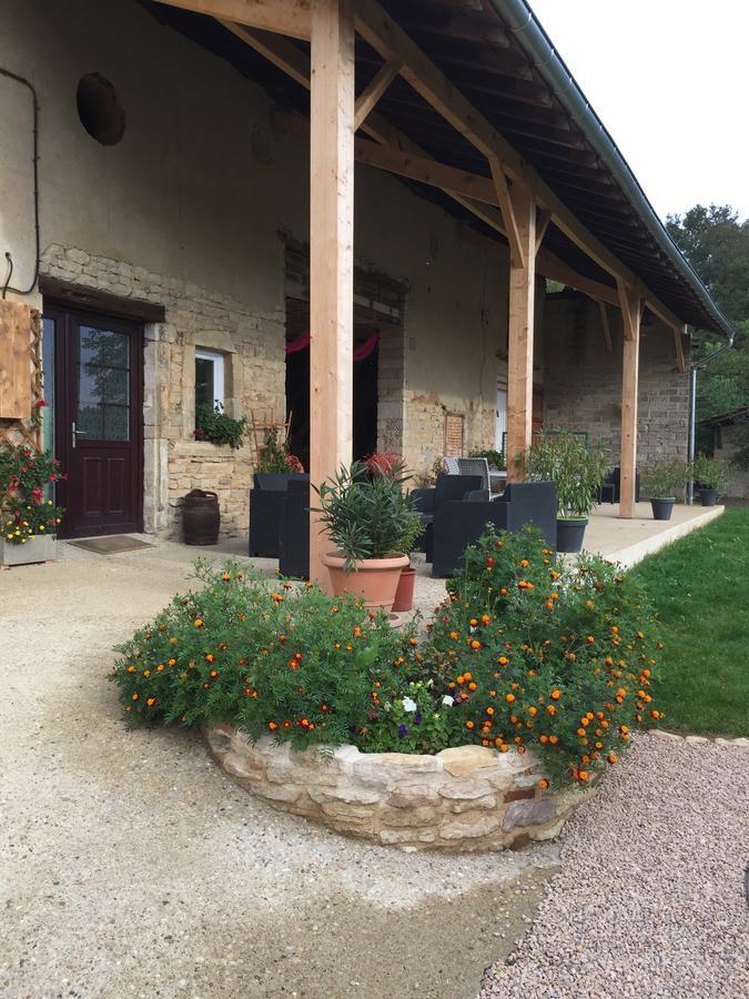 Bed and Breakfast La Ferme Du Bonheur Arbigny Exteriér fotografie